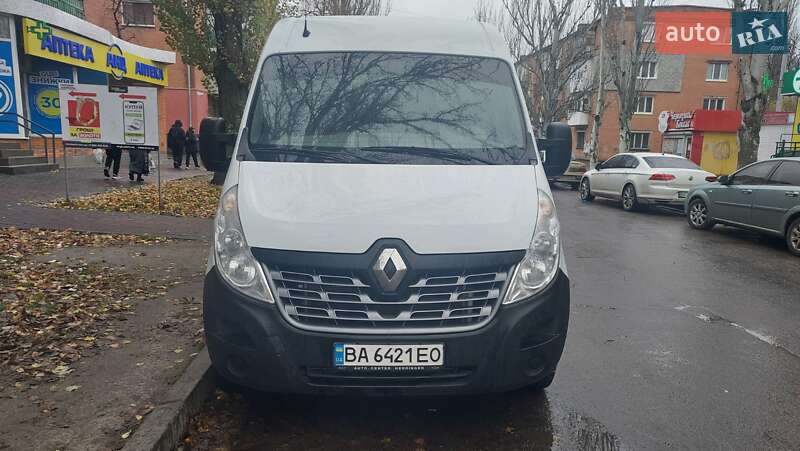 Вантажний фургон Renault Master 2015 в Олександрії