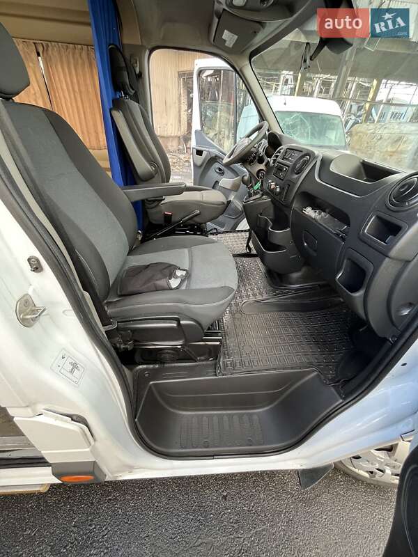 Микроавтобус Renault Master 2018 в Киеве