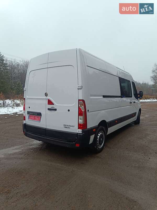 Вантажопасажирський фургон Renault Master 2018 в Дубні