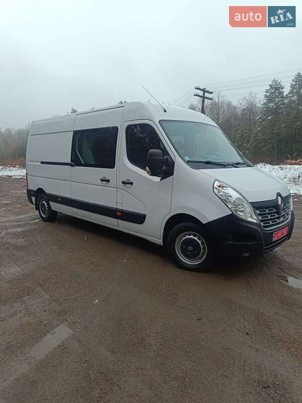 Вантажопасажирський фургон Renault Master 2018 в Дубні