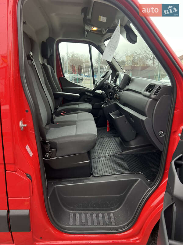 Вантажний фургон Renault Master 2023 в Дніпрі