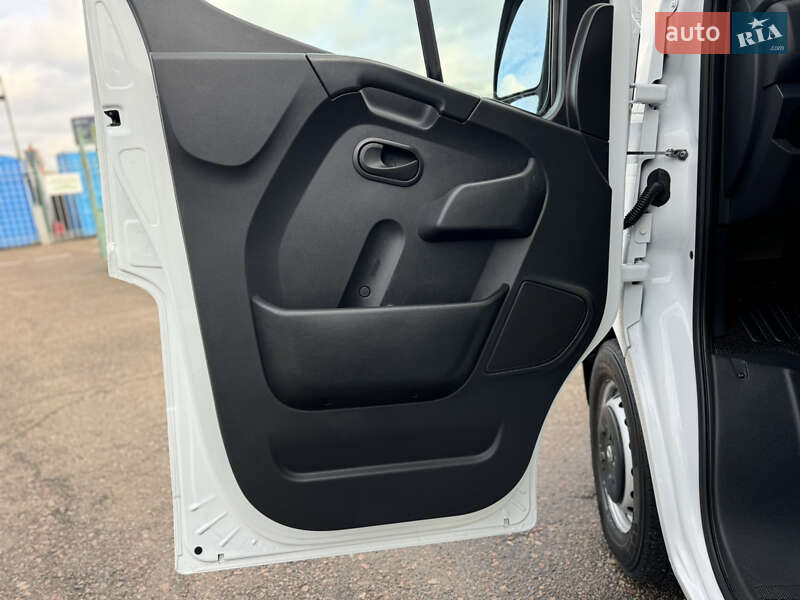 Вантажний фургон Renault Master 2020 в Києві