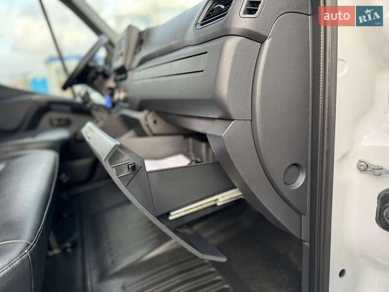 Вантажний фургон Renault Master 2020 в Києві