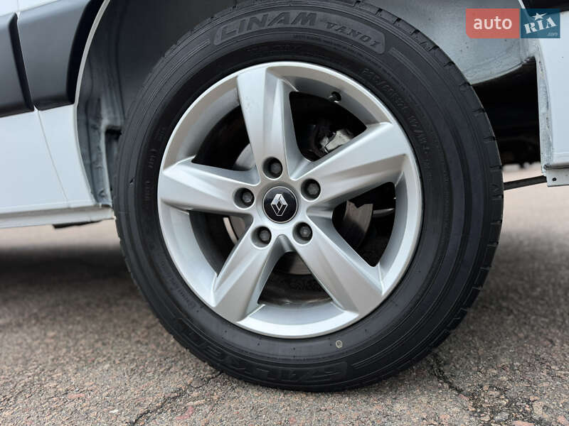 Грузовой фургон Renault Master 2020 в Киеве фото 29 Грузовой фургон Renault Master 2020 в Киеве