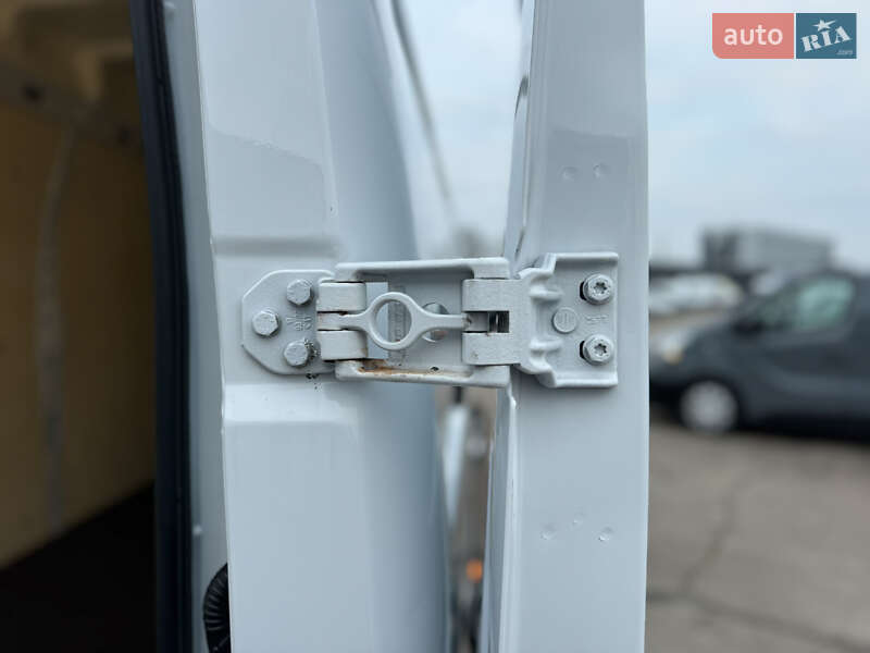 Грузовой фургон Renault Master 2020 в Киеве фото 33 Грузовой фургон Renault Master 2020 в Киеве