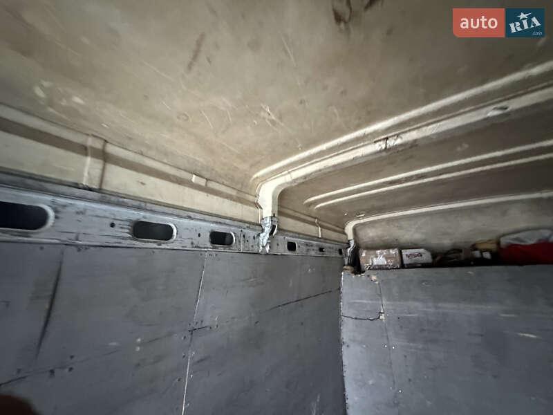 Вантажний фургон Renault Master 2006 в Києві