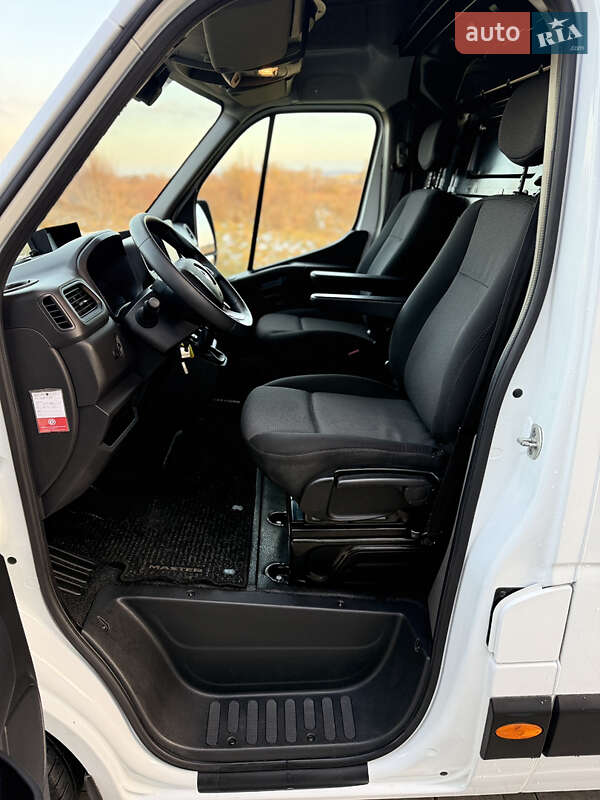 Грузовой фургон Renault Master 2021 в Ровно