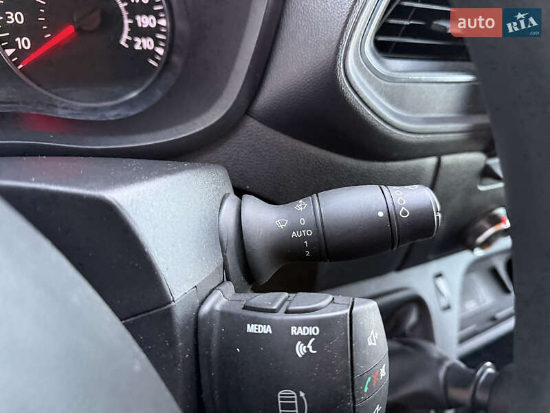 Грузовой фургон Renault Master 2021 в Ровно