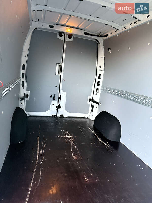 Грузовой фургон Renault Master 2021 в Ровно