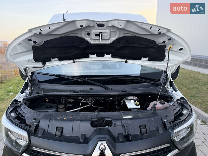 Грузовой фургон Renault Master 2021 в Ровно