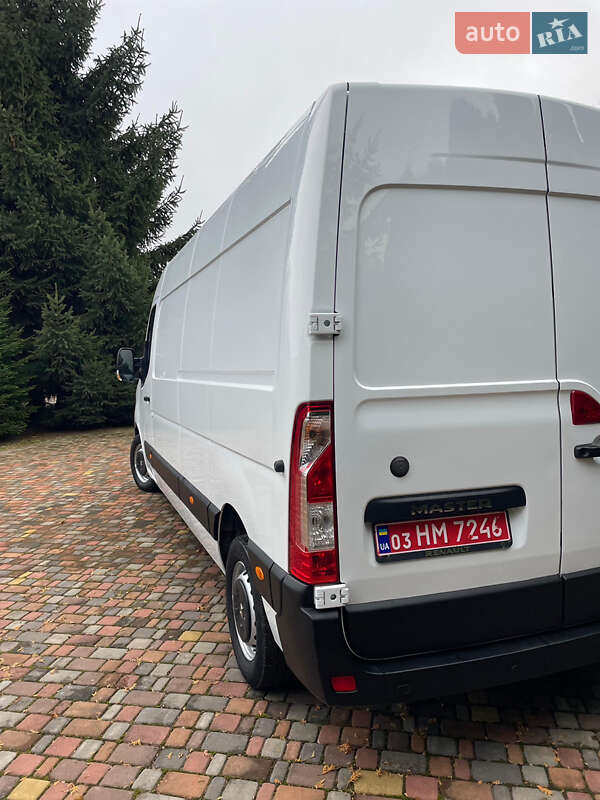 Вантажний фургон Renault Master 2020 в Дубні