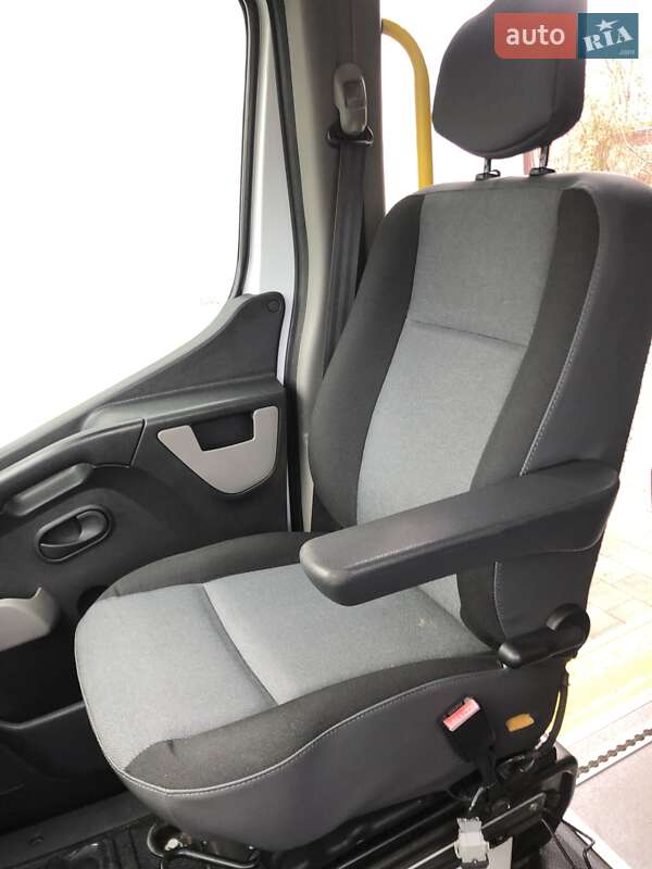 Минивэн Renault Master 2014 в Хмельницком