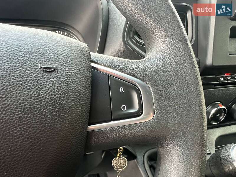 Тентований Renault Master 2021 в Києві