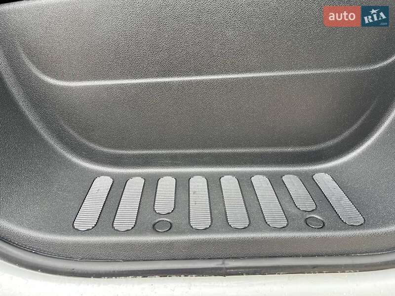 Тентований Renault Master 2021 в Києві