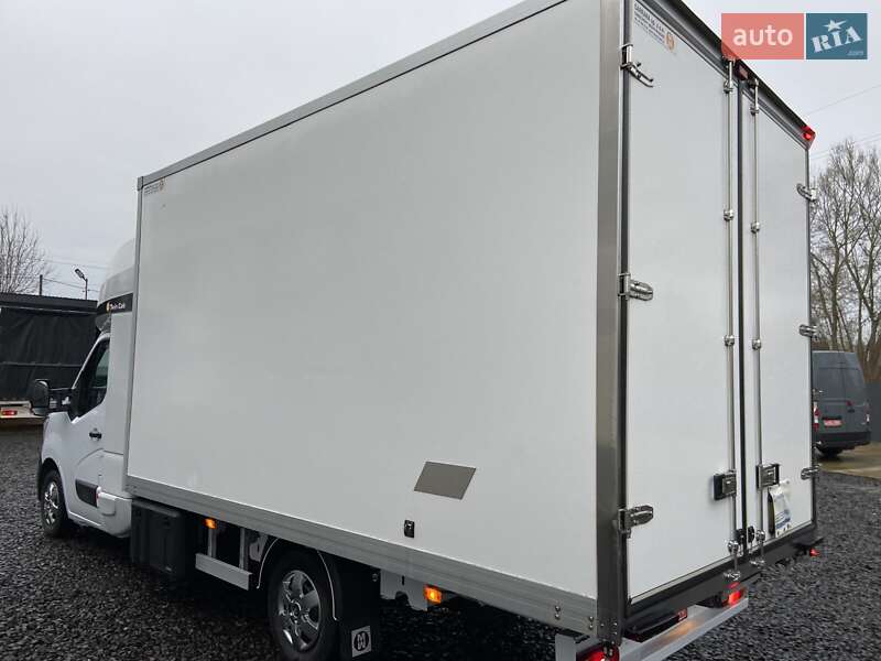 Другие грузовики Renault Master 2023 в Киеве