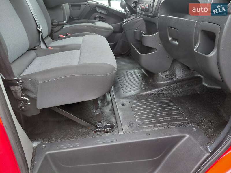 Грузовой фургон Renault Master 2019 в Ивано-Франковске фото 36 Грузовой фургон Renault Master 2019 в Ивано-Франковске