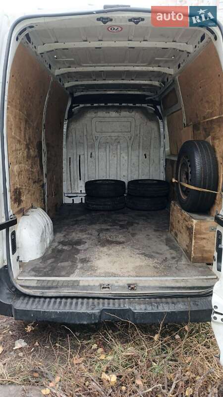 Грузовой фургон Renault Master 2013 в Киеве