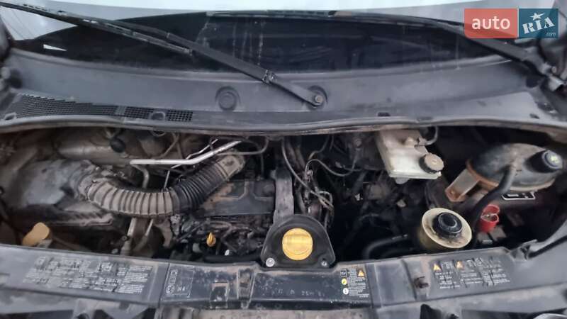 Тентований Renault Master 2012 в Сумах