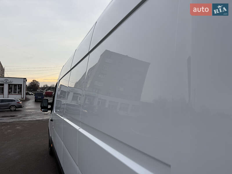 Грузовой фургон Renault Master 2023 в Дубно