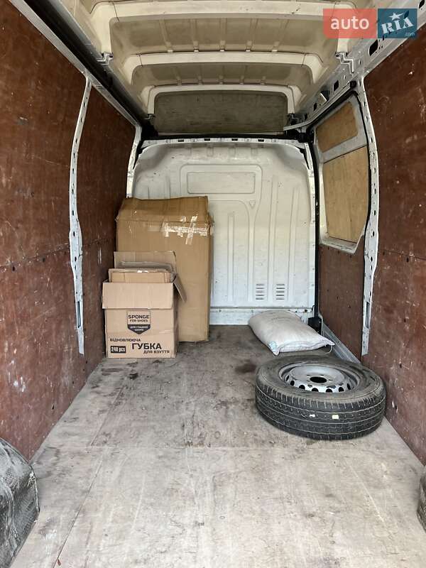 Вантажний фургон Renault Master 2011 в Одесі