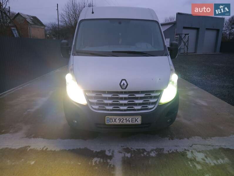 Вантажний фургон Renault Master 2011 в Ковелі