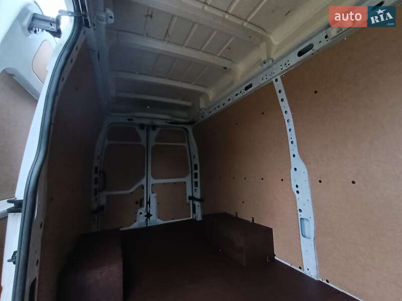 Вантажний фургон Renault Master 2022 в Ковелі