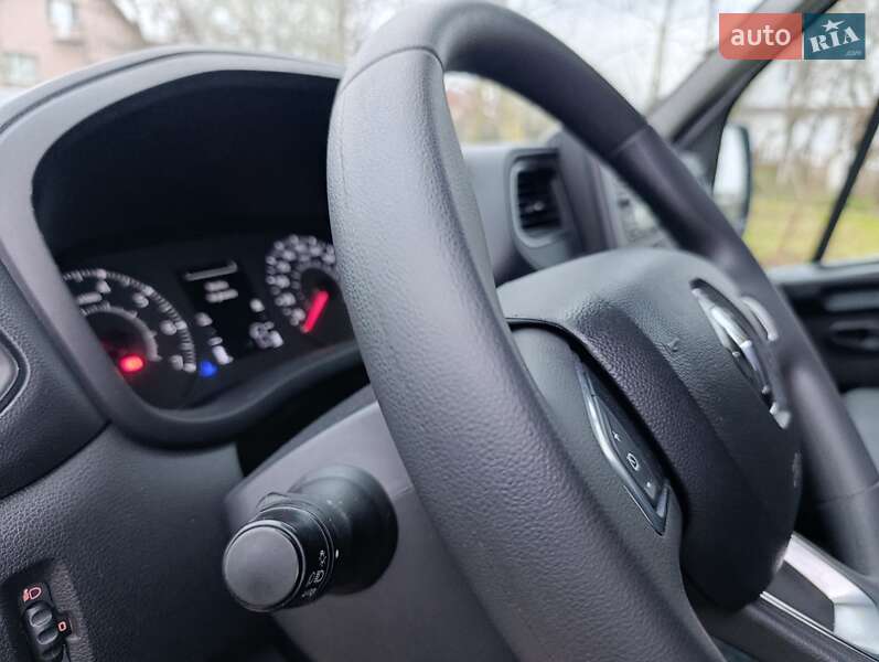 Вантажний фургон Renault Master 2022 в Ковелі