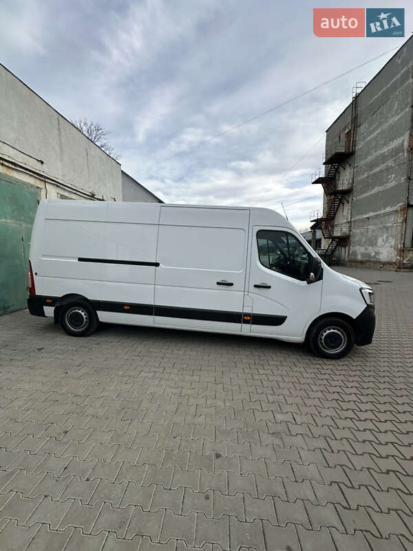 Вантажний фургон Renault Master 2023 в Чернівцях