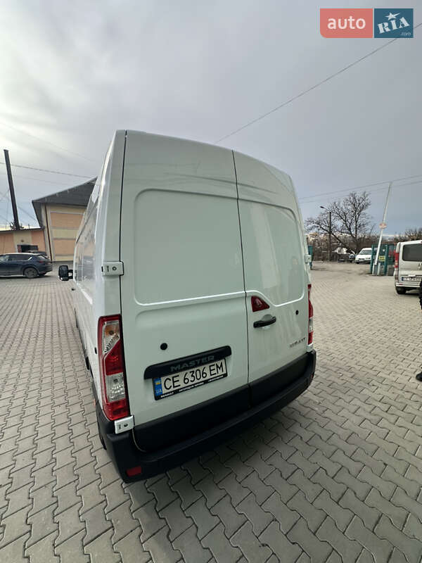 Вантажний фургон Renault Master 2023 в Чернівцях