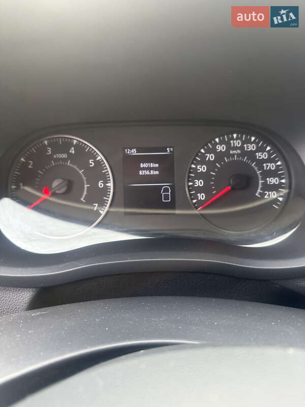 Вантажний фургон Renault Master 2023 в Чернівцях