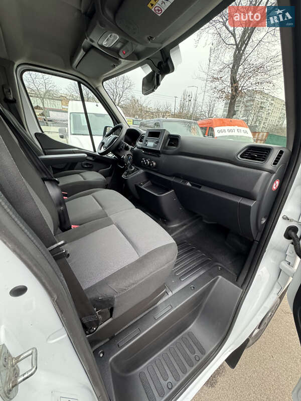 Грузовой фургон Renault Master 2020 в Киеве