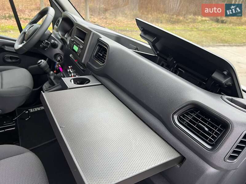 Тентований Renault Master 2023 в Києві