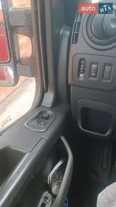 Микроавтобус грузовой (до 3,5т) Renault Master 2014 в Виннице