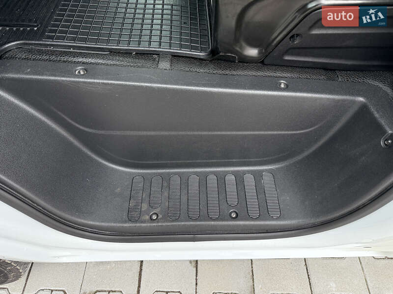 Грузовой фургон Renault Master 2022 в Дубно