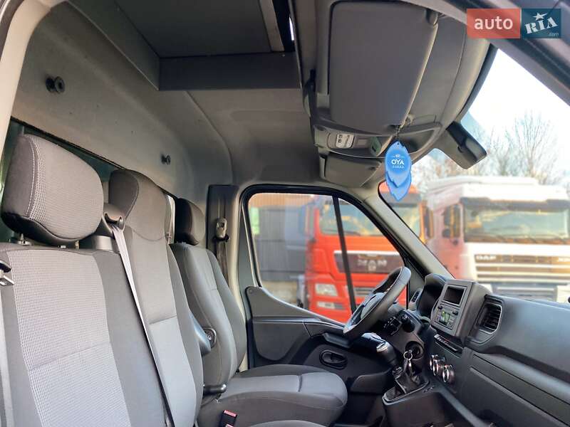 Тентованый Renault Master 2022 в Хусте