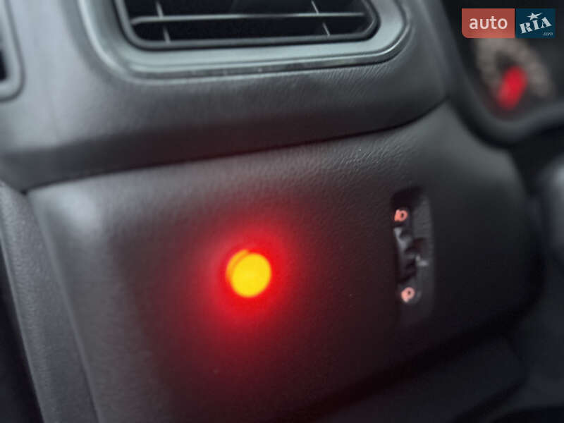 Вантажний фургон Renault Master 2022 в Рівному