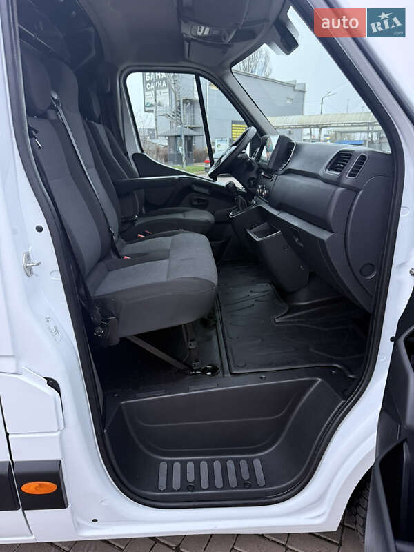 Вантажний фургон Renault Master 2022 в Києві