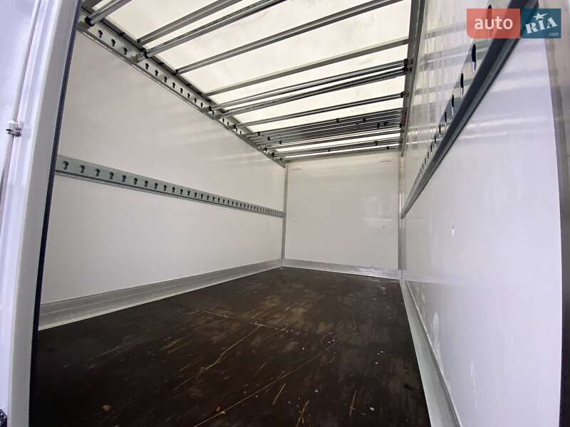 Другие грузовики Renault Master 2022 в Киеве