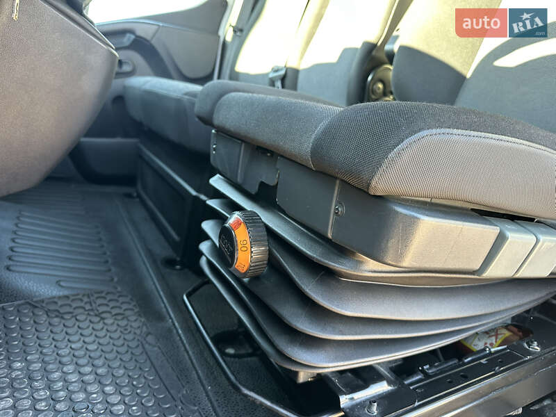 Вантажний фургон Renault Master 2020 в Рівному фото 19 Вантажний фургон Renault Master 2020 в Рівному