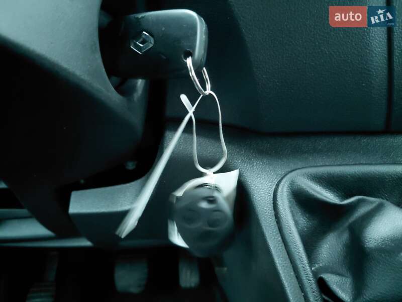 Вантажний фургон Renault Master 2023 в Івано-Франківську