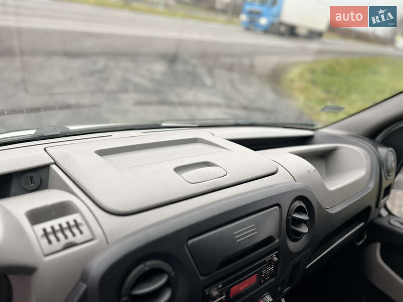 Тентований Renault Master 2016 в Ковелі