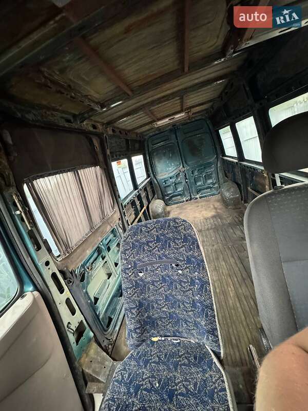 Микроавтобус Renault Master 2001 в Павлограде фото 6 Микроавтобус Renault Master 2001 в Павлограде