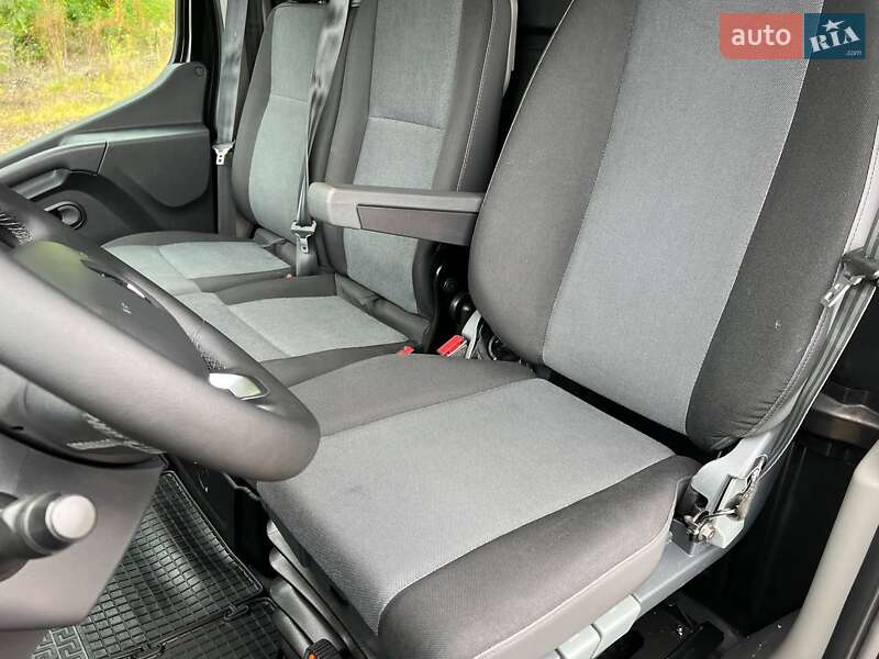 Грузовой фургон Renault Master 2022 в Киеве фото 13 Грузовой фургон Renault Master 2022 в Киеве