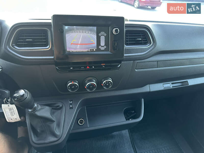 Вантажний фургон Renault Master 2022 в Ковелі