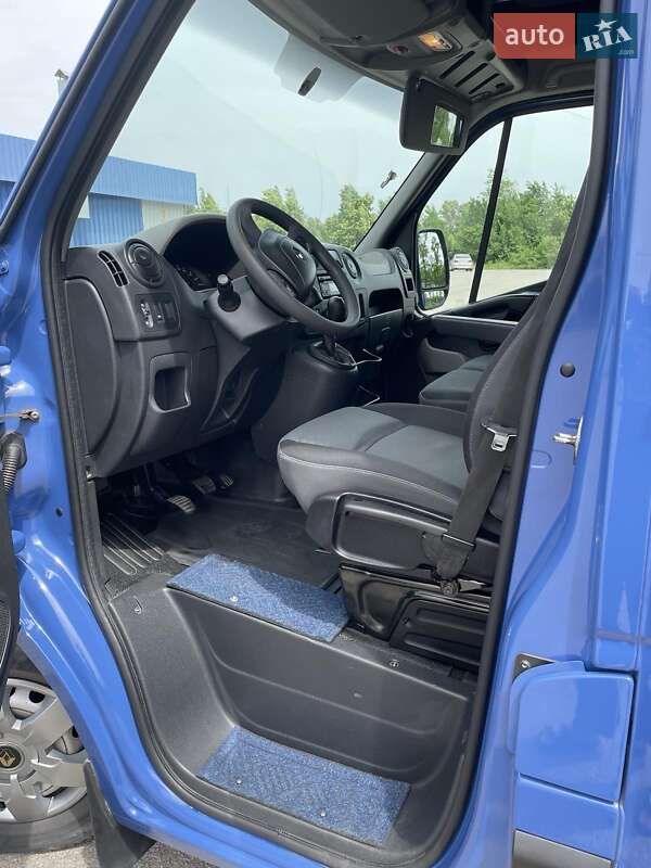 Тентованый Renault Master 2017 в Днепре