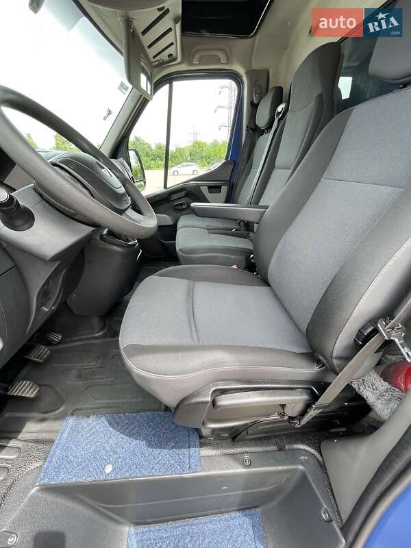 Тентованый Renault Master 2017 в Днепре