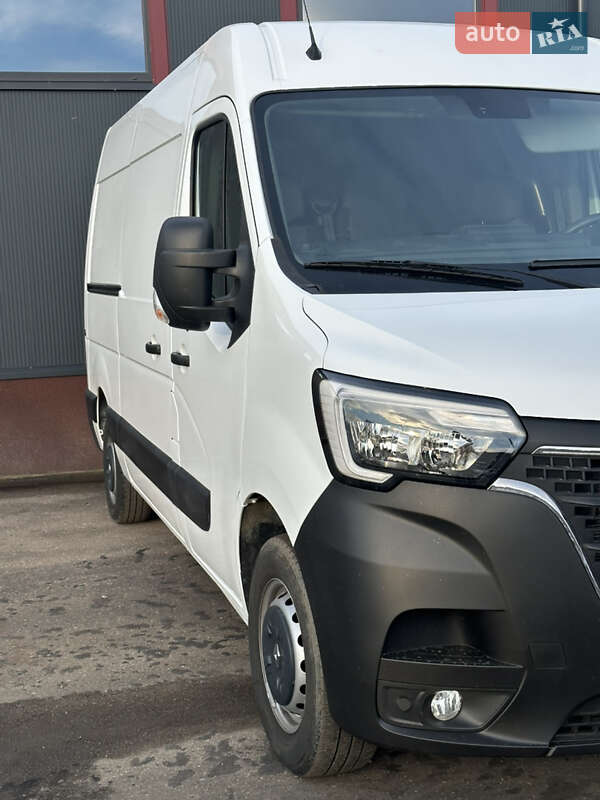 Вантажний фургон Renault Master 2020 в Долині