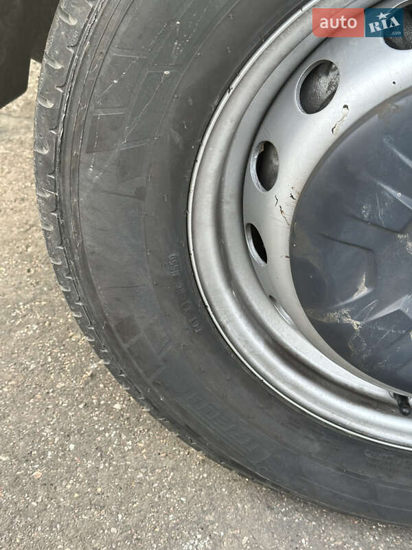 Вантажний фургон Renault Master 2020 в Долині