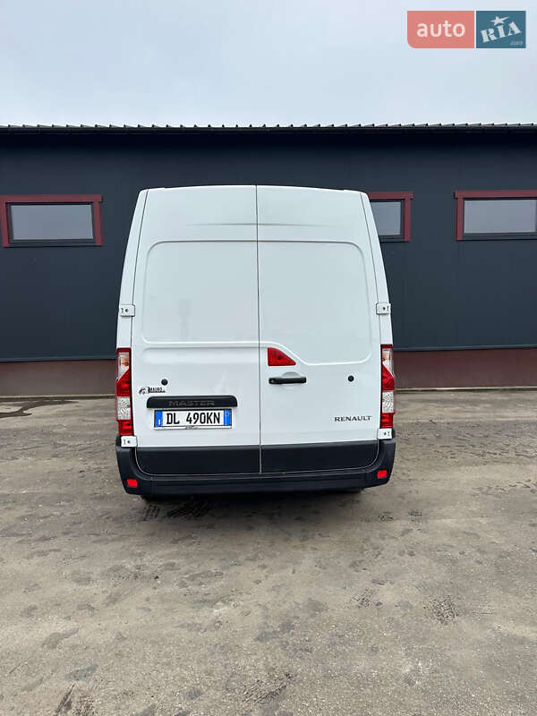 Вантажний фургон Renault Master 2020 в Долині
