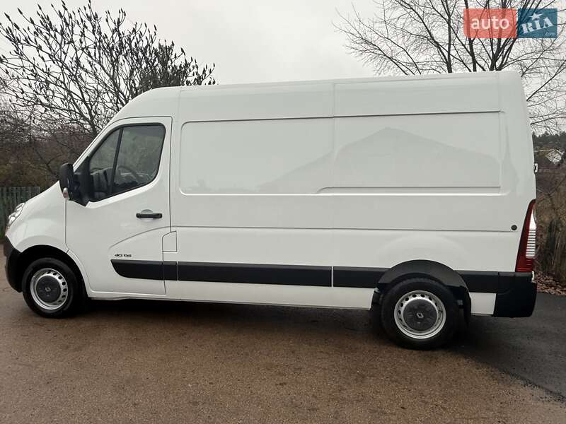 Грузовой фургон Renault Master 2015 в Житомире